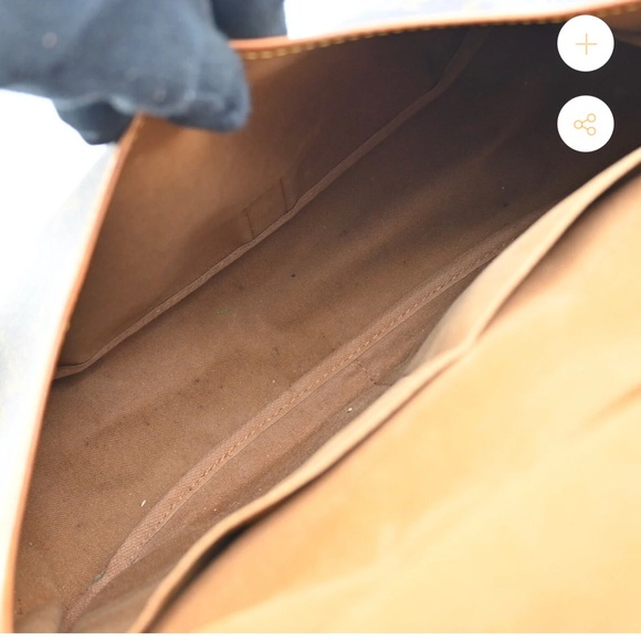 LouisVuittonSaumur shoulder crossbody 35 bag - Picture 12 of 17